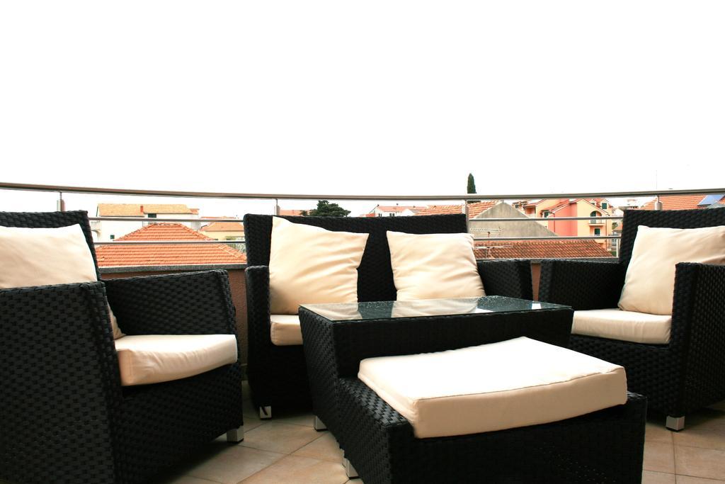 Apartment Frager Водице Екстериор снимка