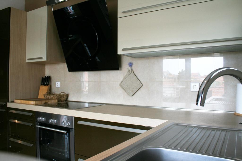 Apartment Frager Водице Екстериор снимка