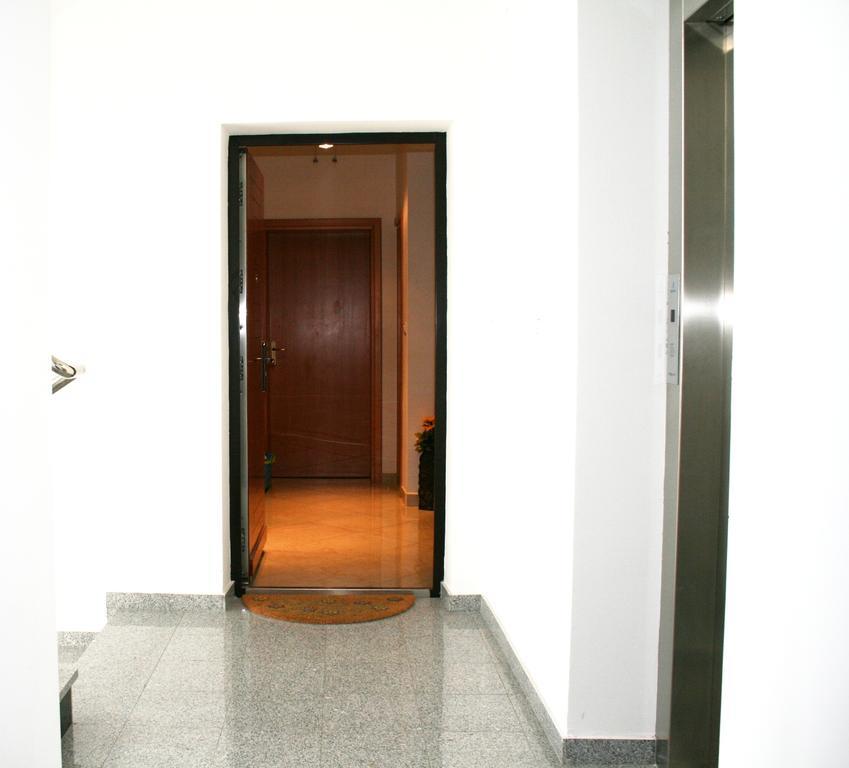 Apartment Frager Водице Екстериор снимка