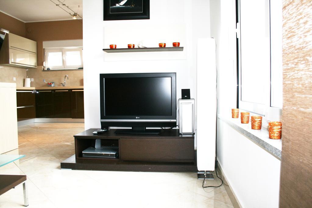 Apartment Frager Водице Екстериор снимка