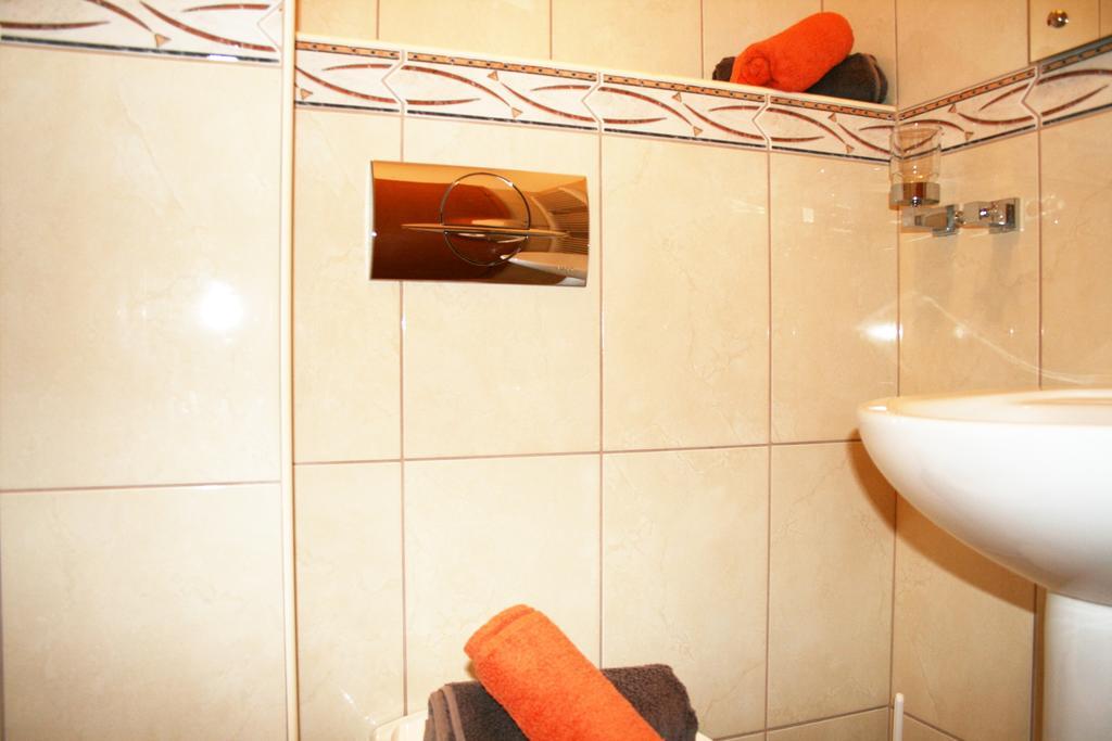 Apartment Frager Водице Екстериор снимка