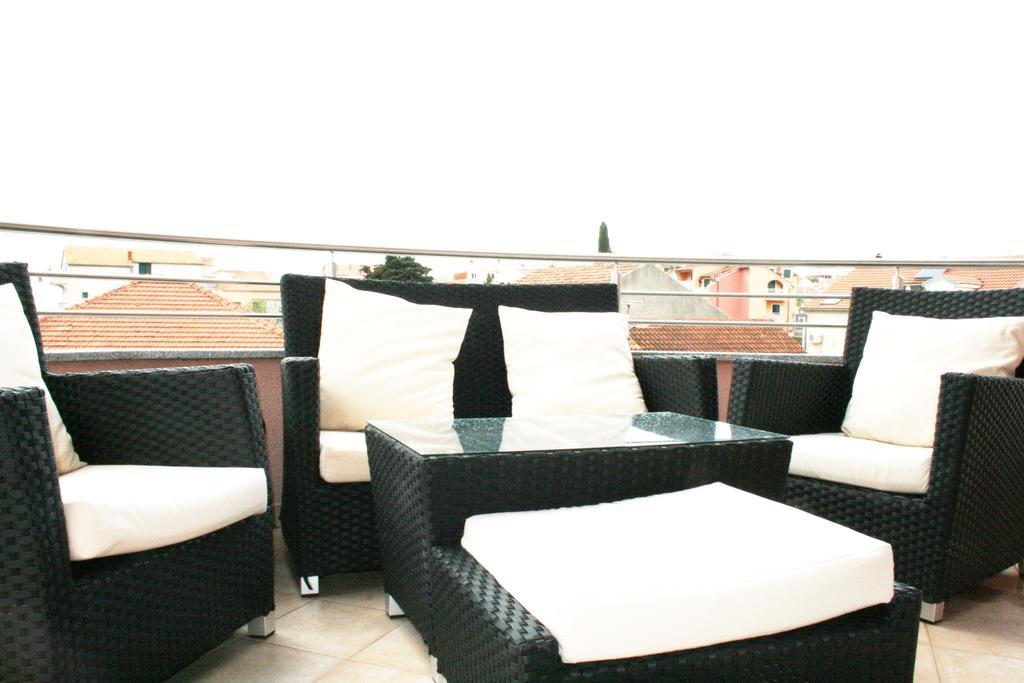 Apartment Frager Водице Екстериор снимка